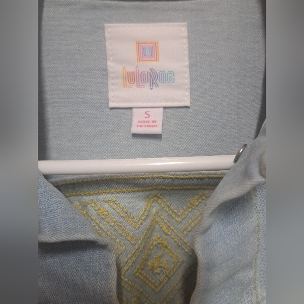 LuLaRoe Denim Jacket Women Size Small Light Wash Embroidered Jean Trucker Jacket - Picture 3 of 10